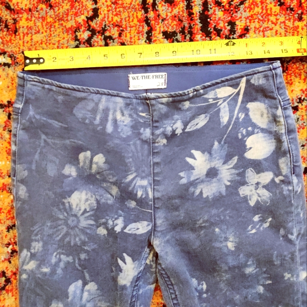 Floral Print Flare Jeans - Navy - Picture 4 of 9